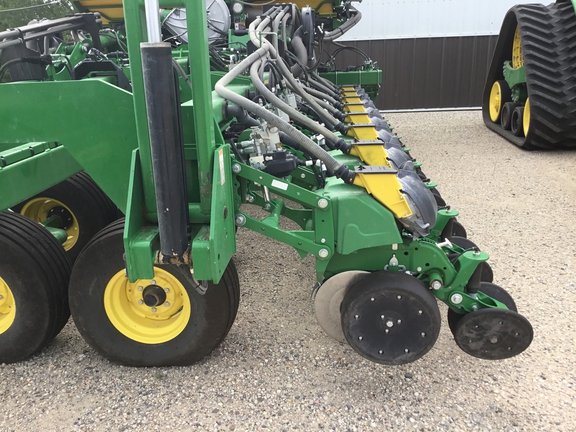 2026 John Deere DB44 Planter