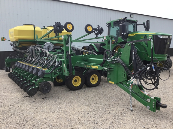 2026 John Deere DB44 Planter
