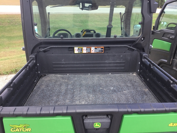 2022 John Deere XUV 835R ATV