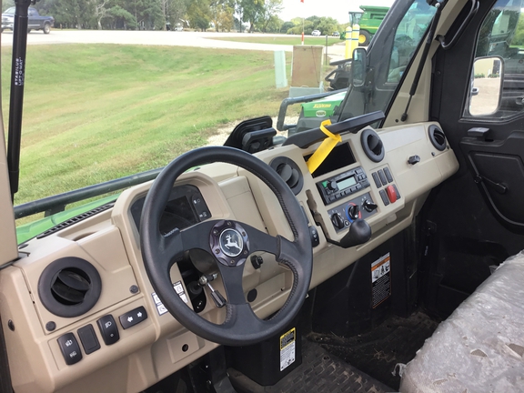2022 John Deere XUV 835R ATV