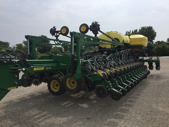 2024 John Deere DB66 Planter