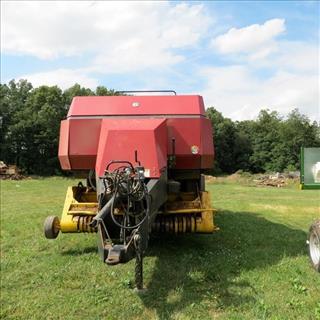 2012 New Holland BB940A Baler/Square