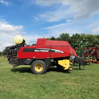 2012 New Holland BB940A Baler/Square