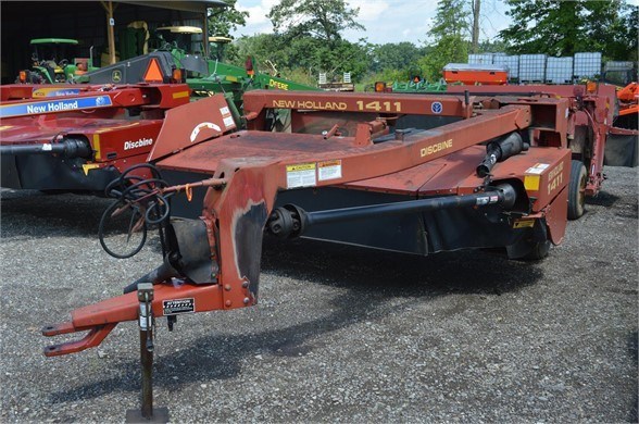 2000 New Holland 1411 Windrower