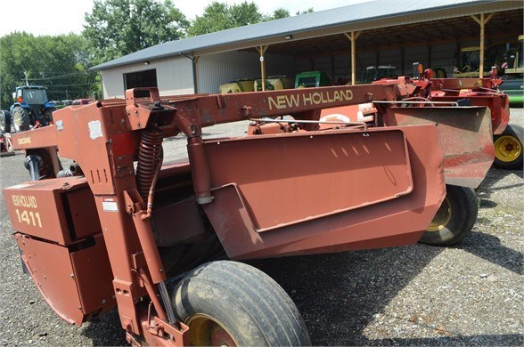 2000 New Holland 1411 Windrower