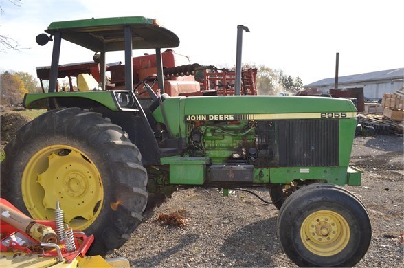 1988 John Deere 2955 Tractor