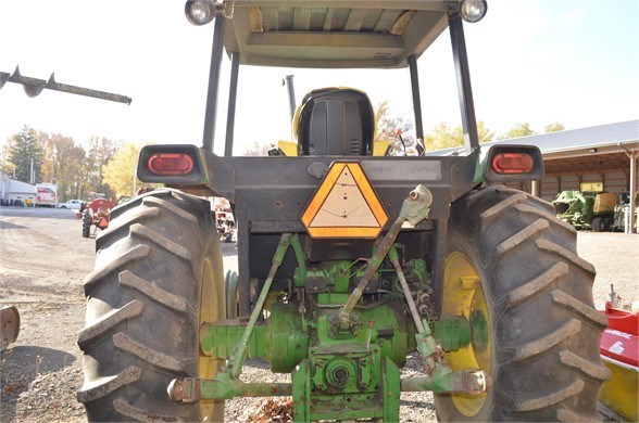 1988 John Deere 2955 Tractor