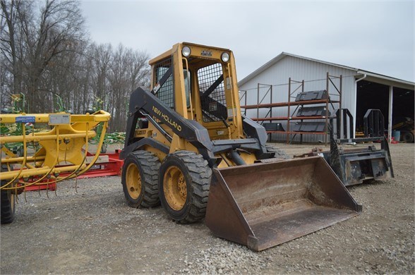 1983 New Holland L455 Skid Steer Loader