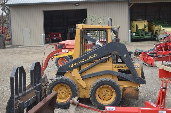 1983 New Holland L455 Skid Steer Loader