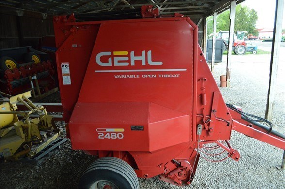 Gehl 2480 Baler/Round