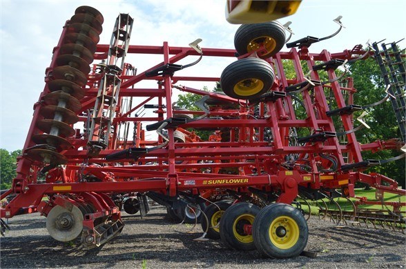 2011 Sunflower 6333-25 Field Cultivator