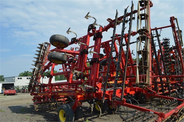 2011 Sunflower 6333-25 Field Cultivator