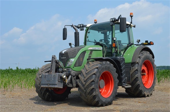 2014 Fendt 724 VARIO TMS Tractor