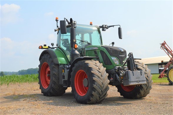 2014 Fendt 724 VARIO TMS Tractor