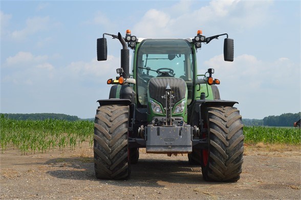 2014 Fendt 724 VARIO TMS Tractor