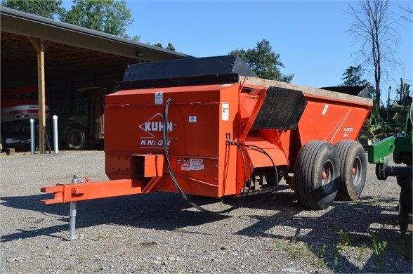 Misc 8114 Manure Spreader