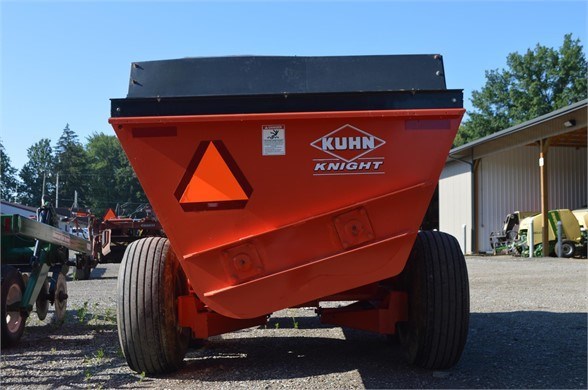 Misc 8114 Manure Spreader