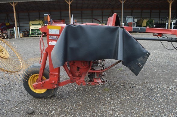 2012 New Holland H7230 Windrower