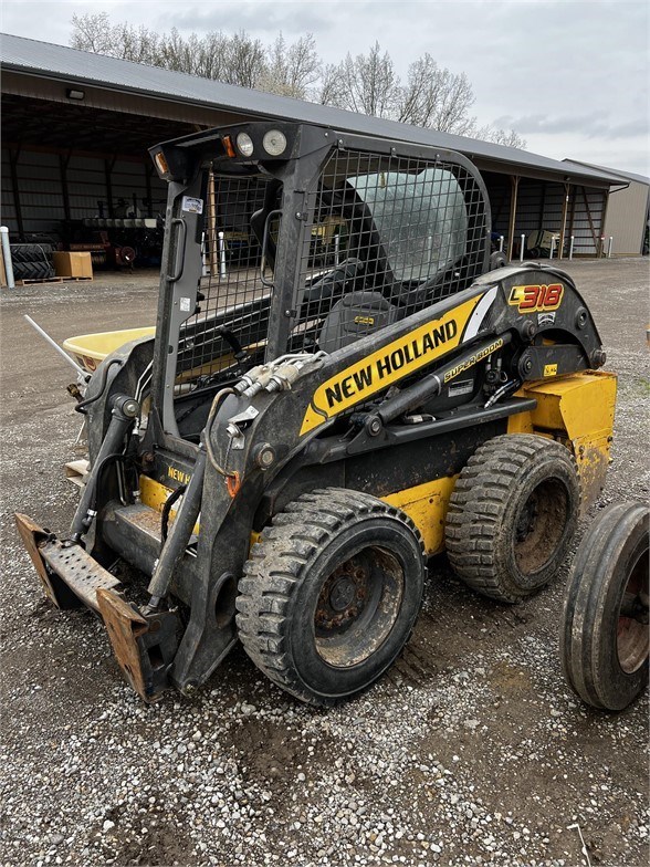 2021 New Holland L318 Skid Steer Loader