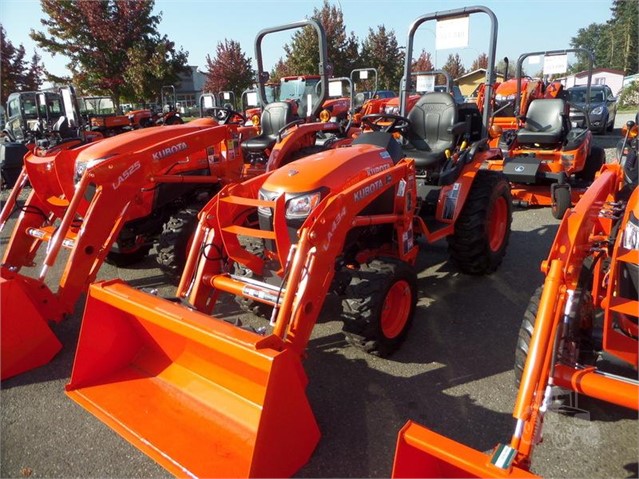 2019 Kubota B2301HSD Tractor Compact