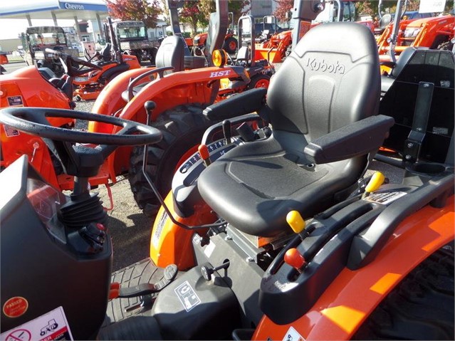 2019 Kubota B2301HSD Tractor Compact