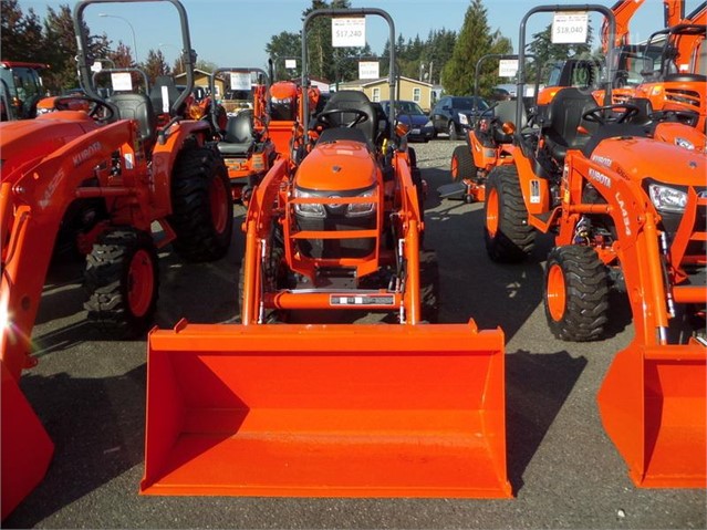 2019 Kubota B2301HSD Tractor Compact