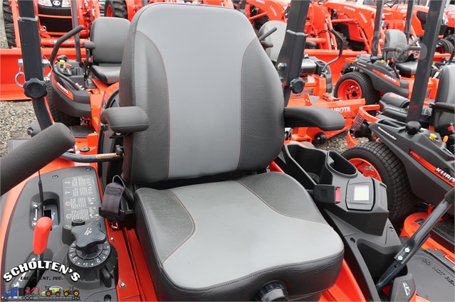 2019 Kubota ZD1211 Mower