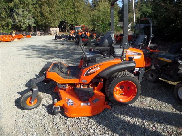 2019 Kubota ZD1211 Mower