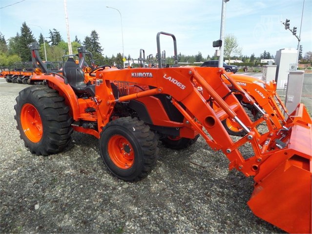 2019 Kubota MX5200HST Tractor