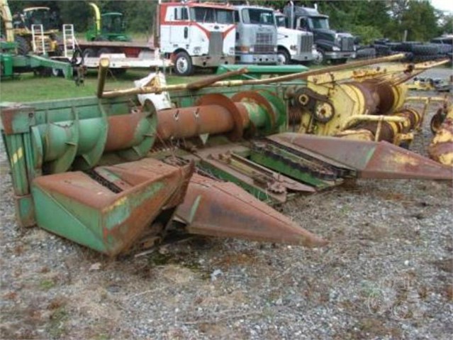 1979 John Deere 4RN STALKE Header Corn Head