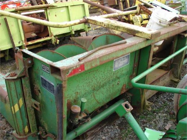 1979 John Deere 4RN STALKE Header Corn Head