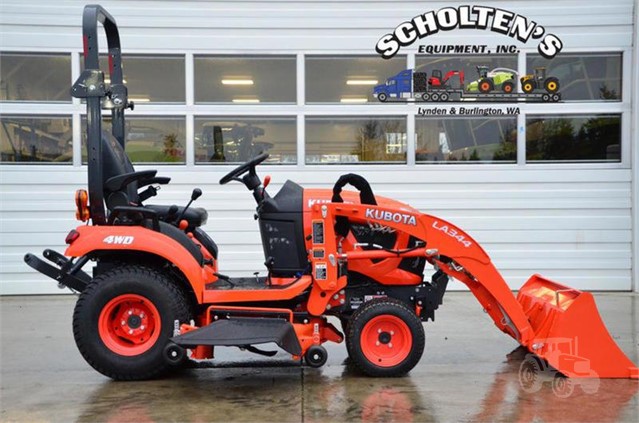 2019 Kubota BX2380 Tractor Compact