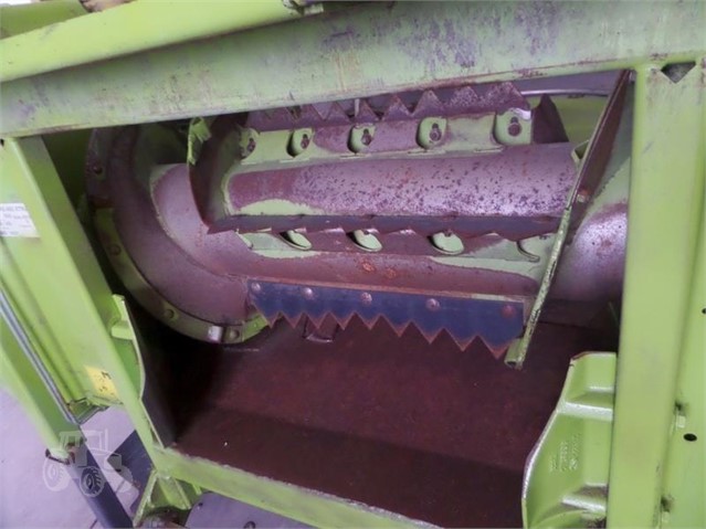 2006 CLAAS RU450 Header Corn Head