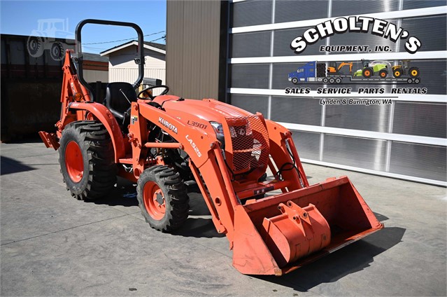 2018 Kubota L3901HST Tractor