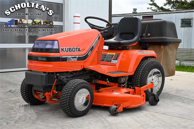 2000 Kubota G1900 Lawn Tractor