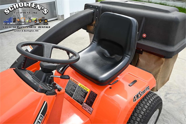 2000 Kubota G1900 Lawn Tractor