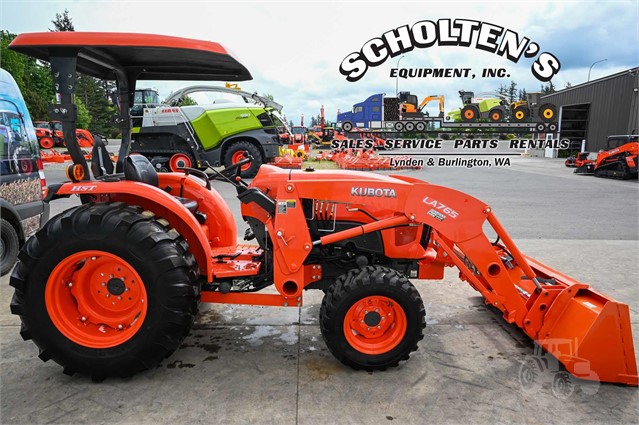 2016 Kubota L4701HST Tractor