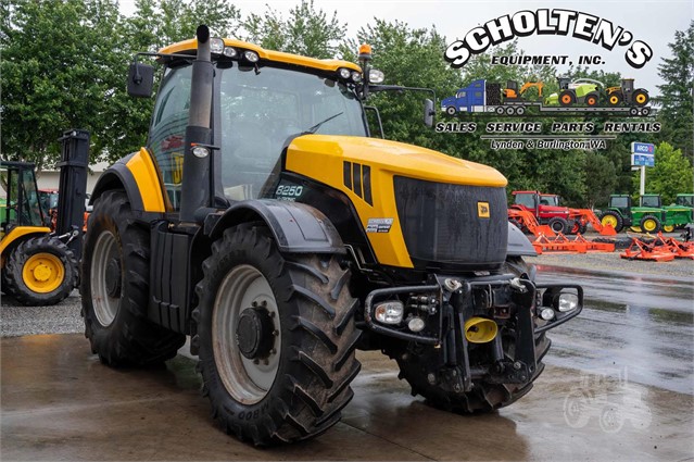 2008 JCB 8250 Tractor