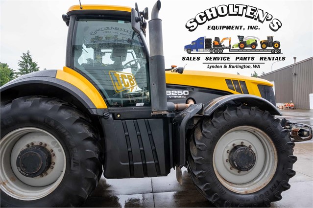 2008 JCB 8250 Tractor