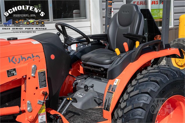 2020 Kubota LX3310HSD Tractor Compact