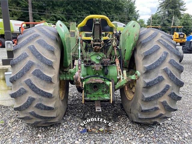 1977 John Deere 2640 Tractor