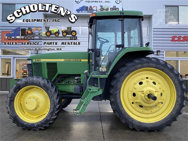 2002 John Deere 7610 Tractor