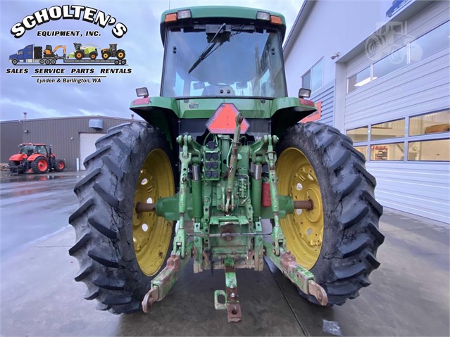 2002 John Deere 7610 Tractor