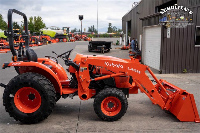 2021 Kubota L3301HST Tractor Compact