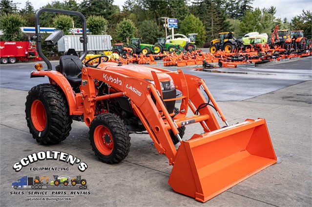 2021 Kubota L3901HST Tractor Compact