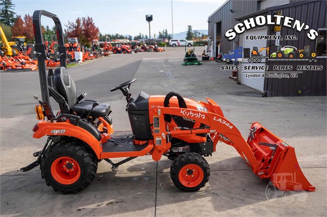 2020 Kubota BX2380 Tractor Compact