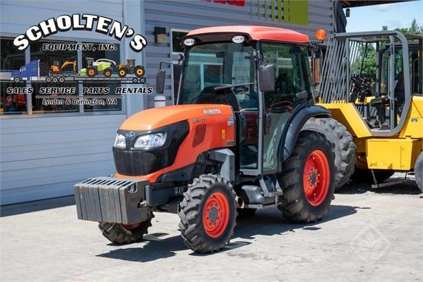 2018 Kubota M4N-071HDC12 Tractor