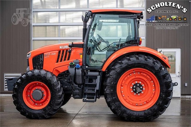 2021 Kubota M7-152 DELUXE Tractor