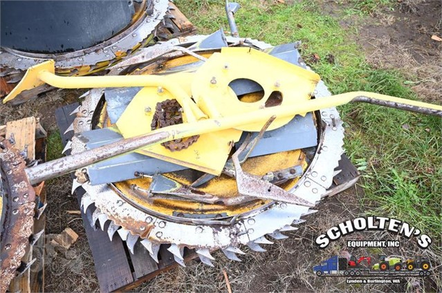 2005 New Holland RI450 Header Corn Head