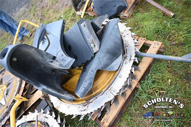 2005 New Holland RI450 Header Corn Head